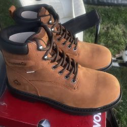 Wolverine work boots 9 1/2 for Woman Brand New