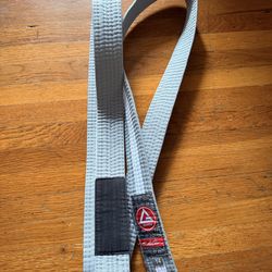 Brazilian Jiu Jitsu Gray/White Belt Y4