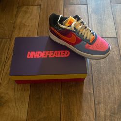 Undefeated Nike 9.5