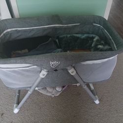 Baby Joy Bassinet 