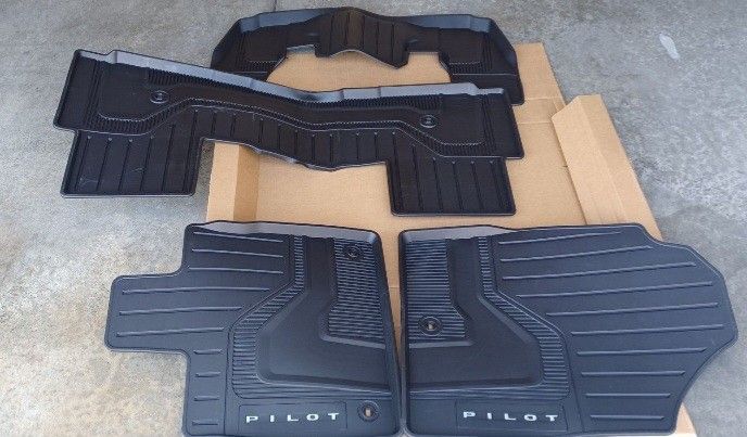 Honda Pilot  2023 to 2025  New Floor Mats  All-Season  