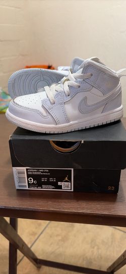 Kids Jordan’s size 9c