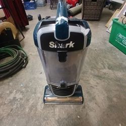 Shark Vacuum Cleaner 