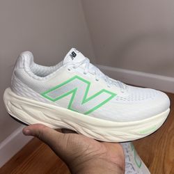 New Balance Fresh Foam x 1080v14 White Lime Leaf Size 9M