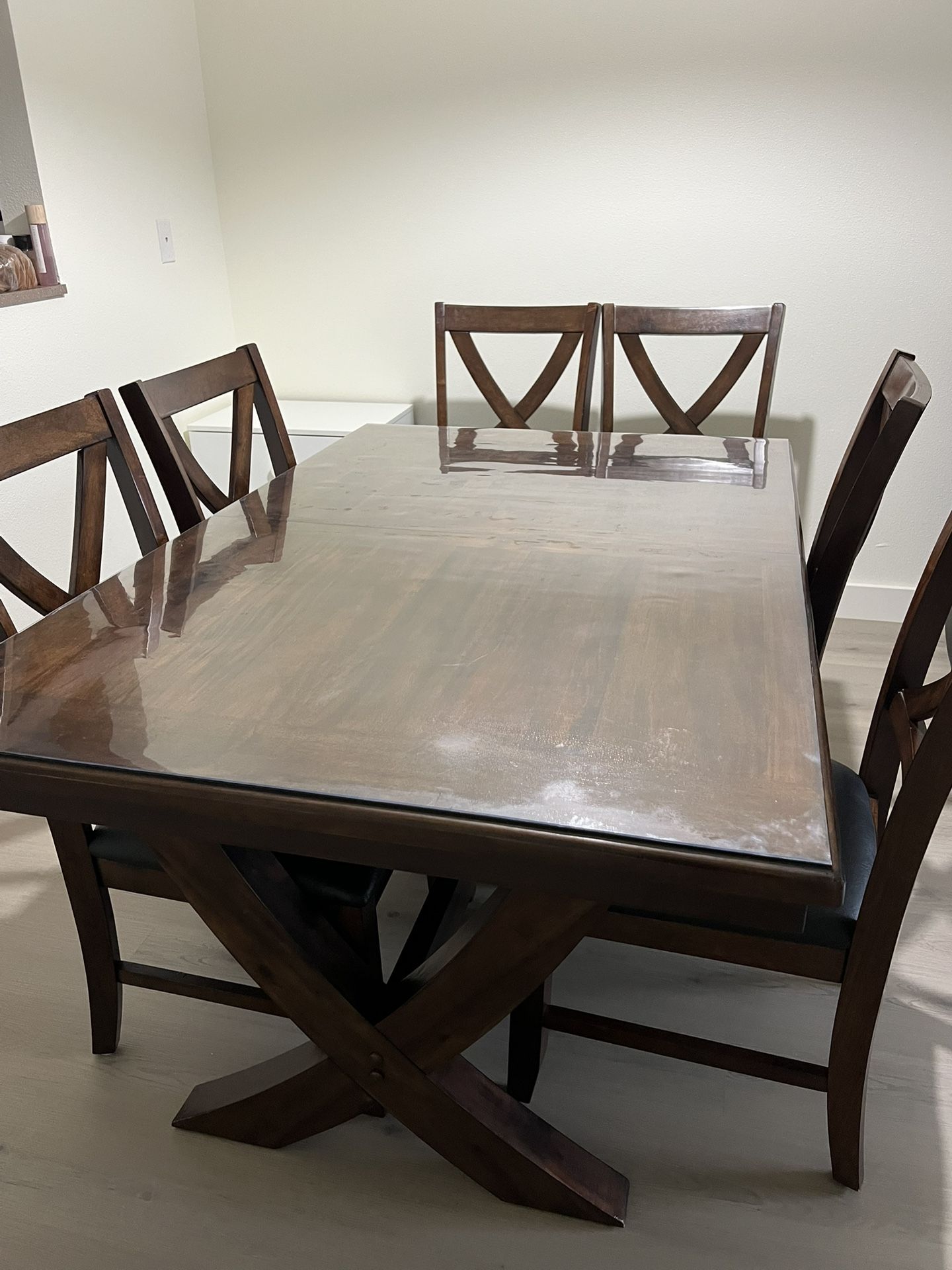 Table With 6 chairs