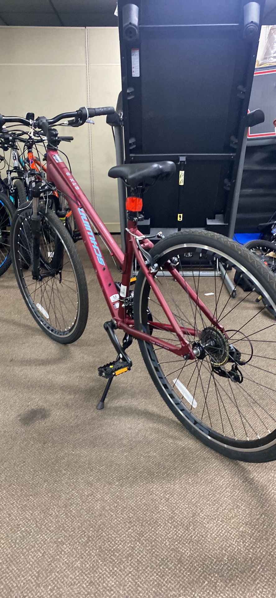 Hybrid Schwinn Gtx3 Schwinn Women's GTX Hybrid Bike