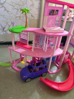 Barbie doll house