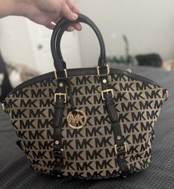 Michael Kors satchel