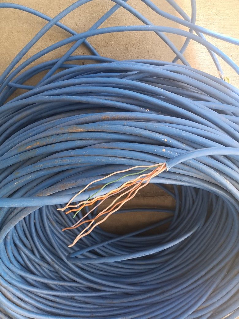 Over 500' Of Cat 6 Wire