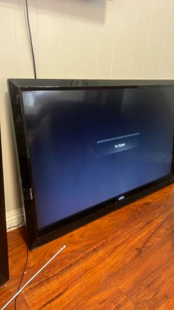 2x Vizio 47” HDTV model: E470VLE / E472VLE