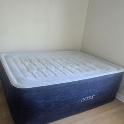 Intex 24" Queen Dream Lux Pillow Top Dura-Beam Airbed Mattress with Built-in Pump