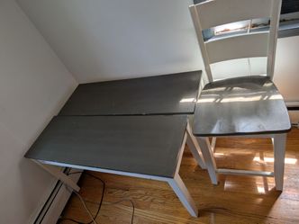 Diningroom table