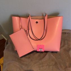 Kate Spade Original .Leath https://offerup.com/redirect/?o=QmFncy5OZXc=. W/tag