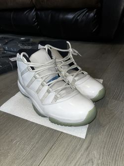 Jordan 11 Legend Blue Size 13