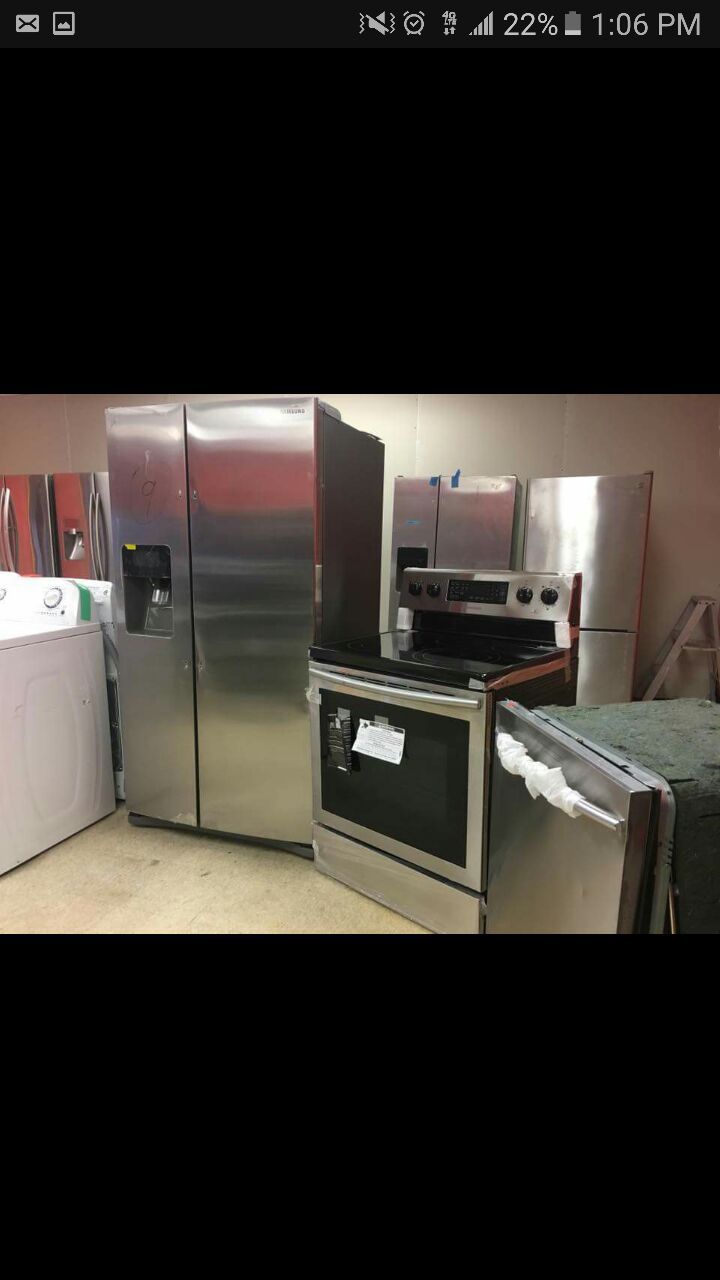 Stainless steel appliance packages on sale! 50% off retail! New scratch n dent! Delivery and warranty available!