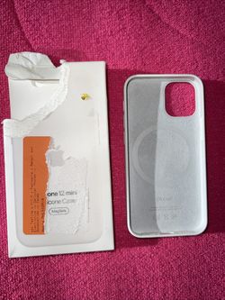 Apple Silicone Case with MagSafe for iPhone 12 mini - White