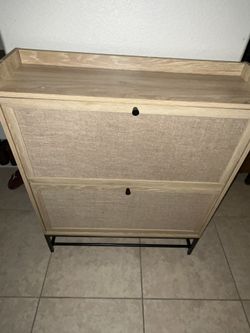 Show Rack Storage