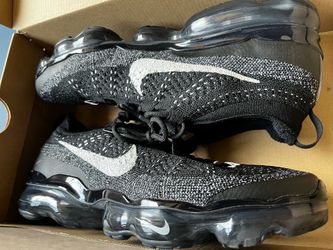 Mike men’s vapormax 2023 size 9.5