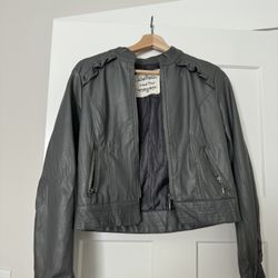 GREY LEATHER JACKET 