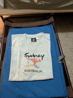 Mr Kangaroo Sydney Australia T-shirt Size Small