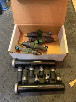 VW Vanagon Fuel Injectors and Rails