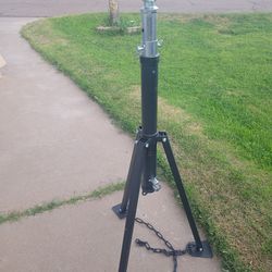 5th wheel or trailer tripod new