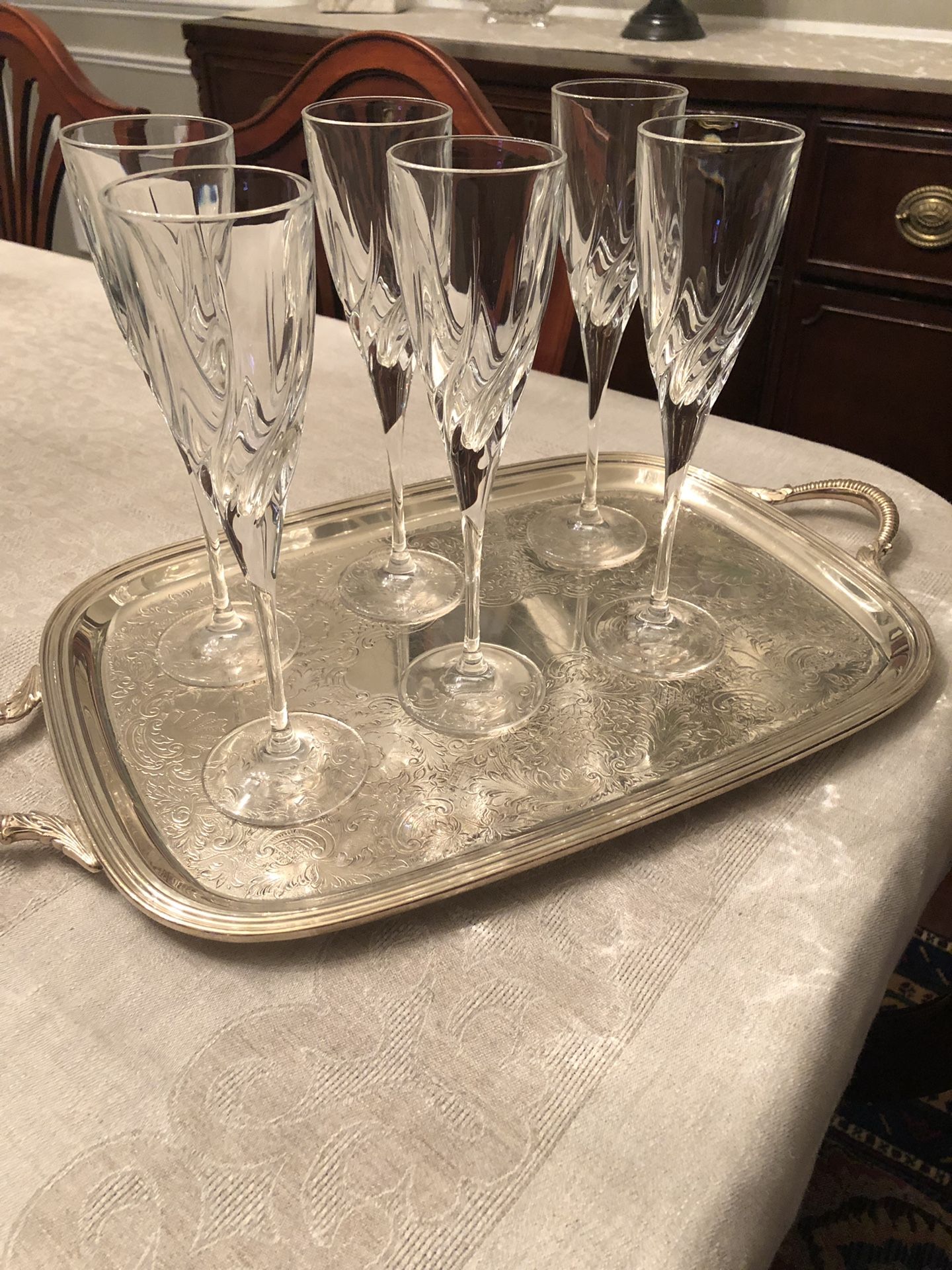 Crystal champagne flutes