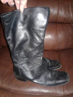 Women's Black Naturalizer Boots Size 8