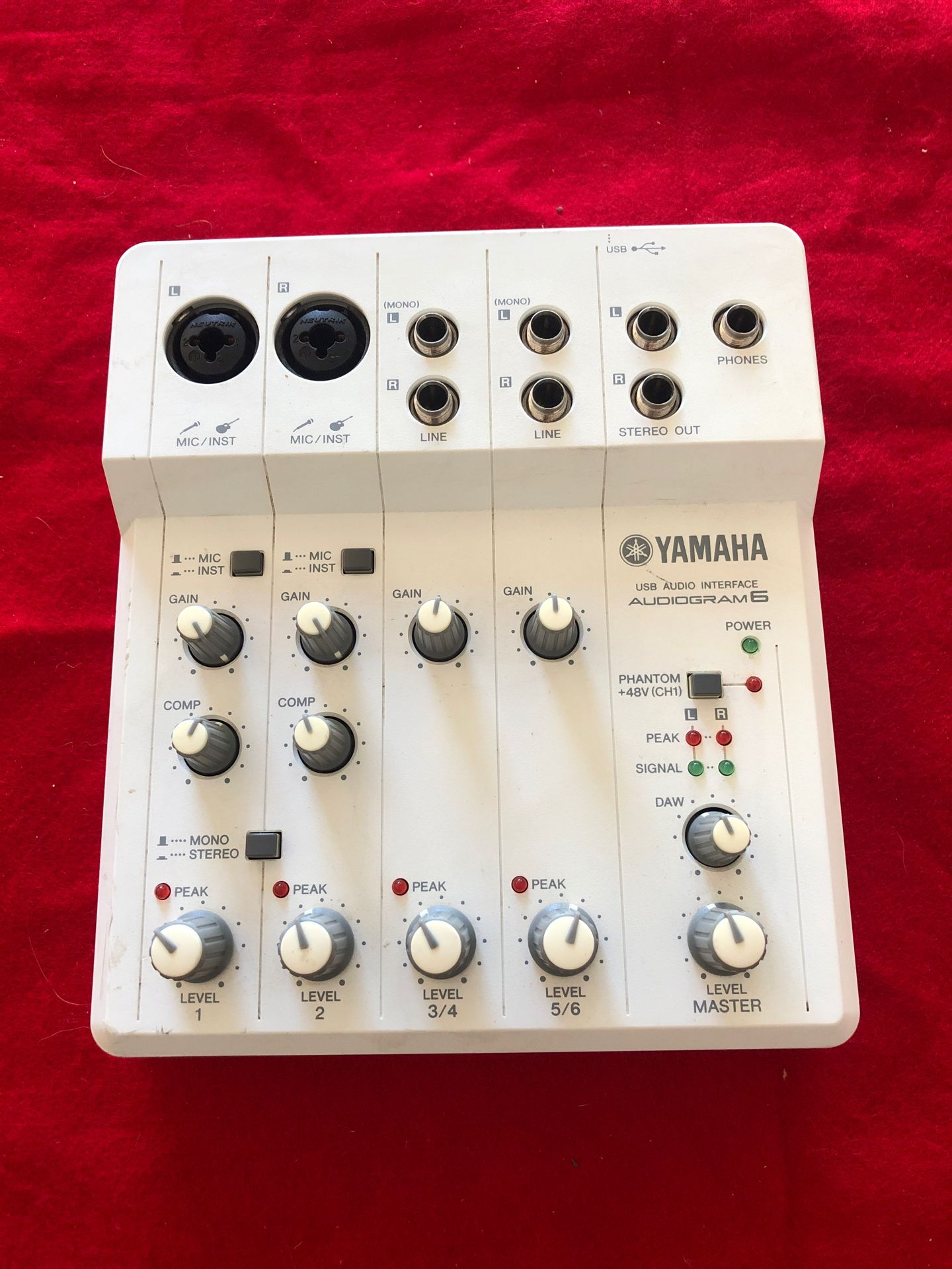 $190 - YAMAHA AUDIOGRAM 6 works great for recording