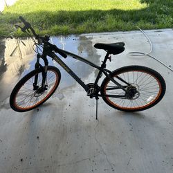 Mongoose Seekr Bike