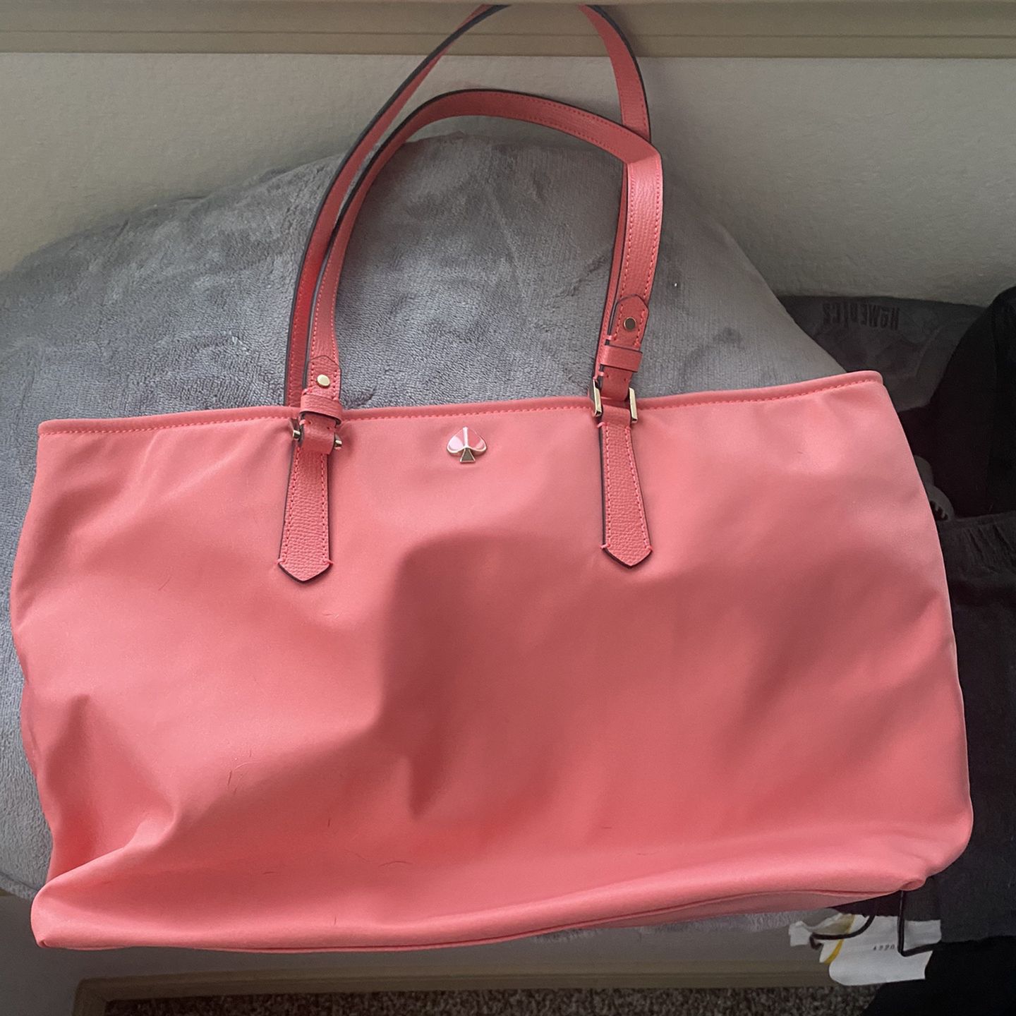 New Nylon Kate Spade Tote for Sale in Albuquerque, NM - OfferUp