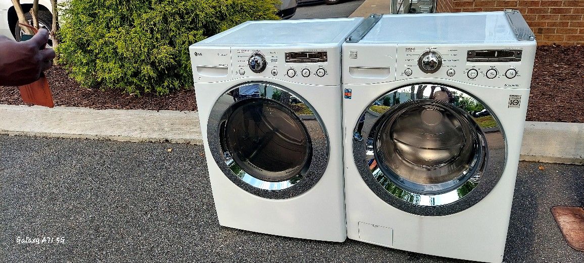 LG FRONTLOAD WASHER AND DRYER