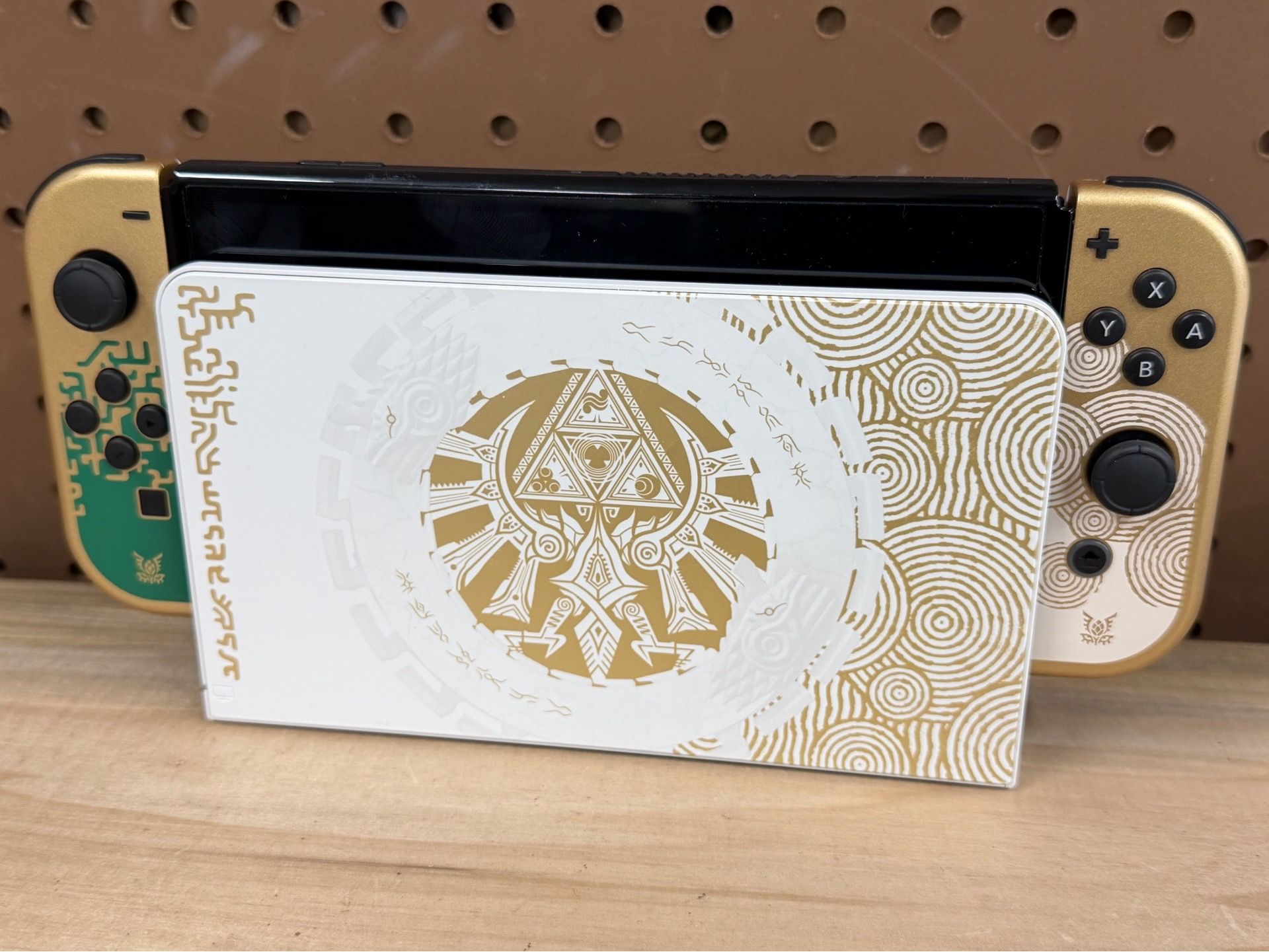 Nintendo OLED Switch Console Legend of Zelda: Tears of the Kingdom Edition
