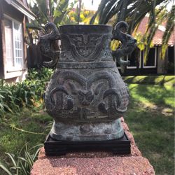 Bronze Chou Dynasty Style 2 Ears Of Animal Heads , Snake Design 9x7x4 Inches 