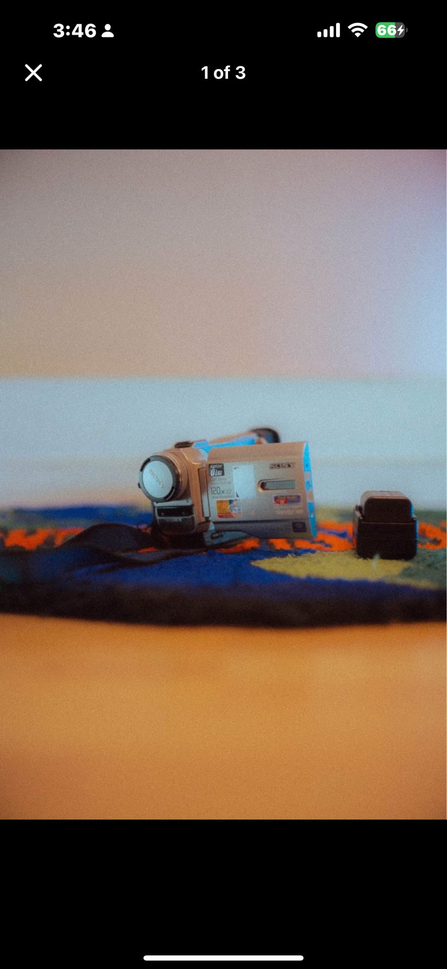Sony DCR-TRV10 - 120x Zoom - Camcorder