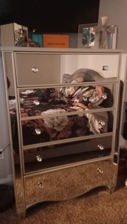 Mirror Dresser