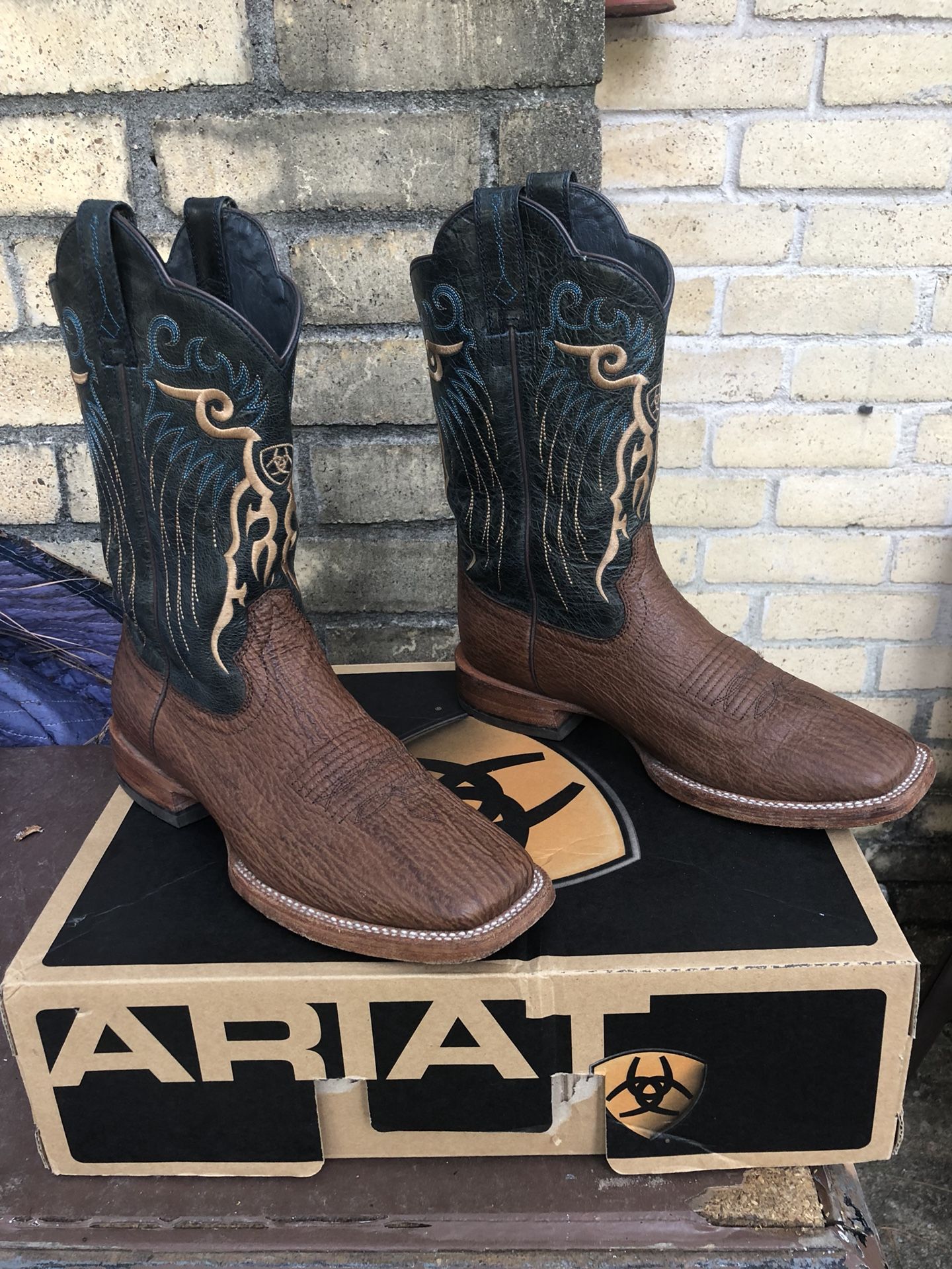 Ariat shallow water sharkskin boots deals