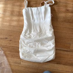 Brand New oh polly White Cute Dress UK4 US 2