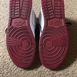 jordan 1s retro mid white gym red blacks (shoot offers)