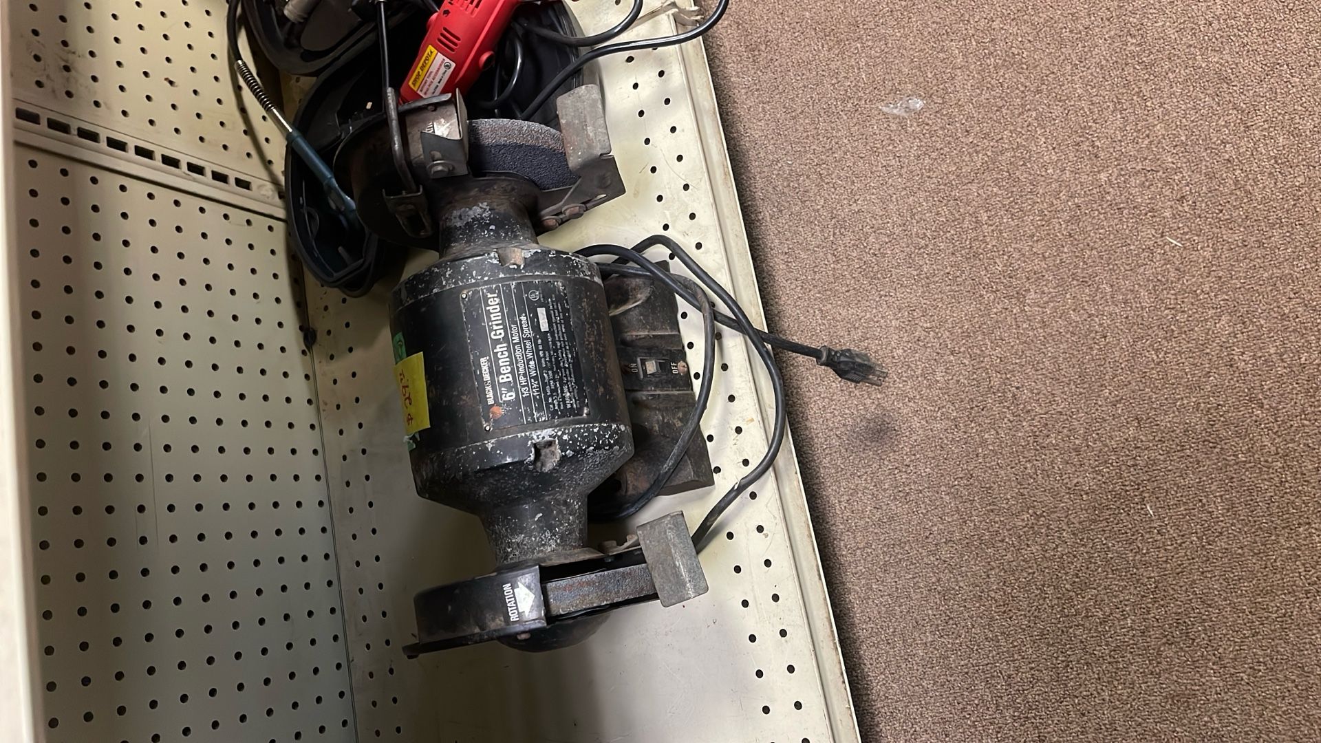 Black And Decker 6” Bench Grinder