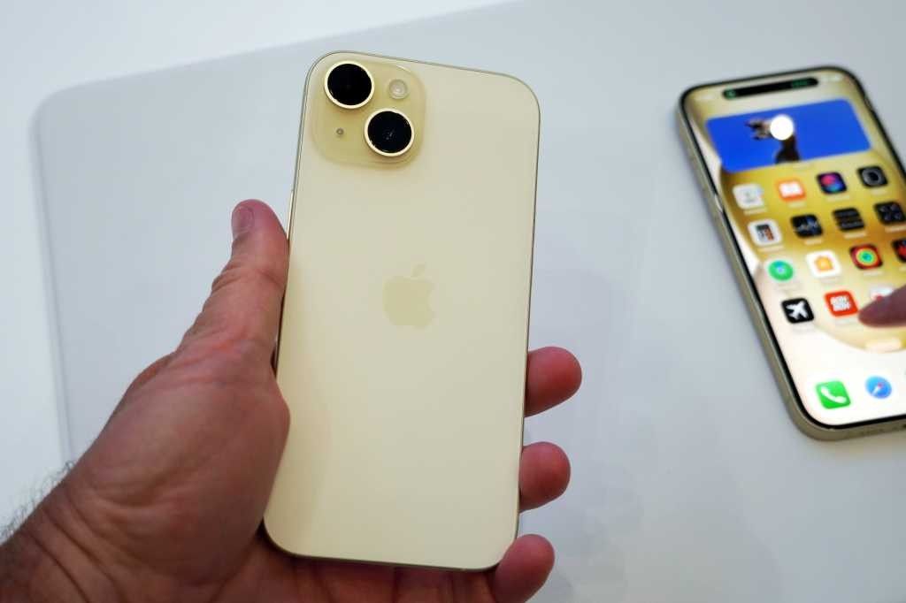 iPhone 15 128GB Refurbished Factory Unlocked - On Special Cash Deal $399