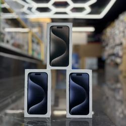 iPhone 15 Pro Max (All Colors Available) (Take It Home In Payment/ llévatelo a casa en pagos) 