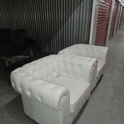 One-seater Couch's