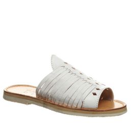 Bearpaw Huaraches Rosa  Sandals ~White ~ 7