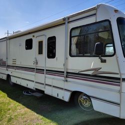 1997 37ft Class A Motorhome Only 58k Miles