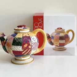 Studio Nova Old World Santa Christmas Patchwork Porcelain Teapot Kettle