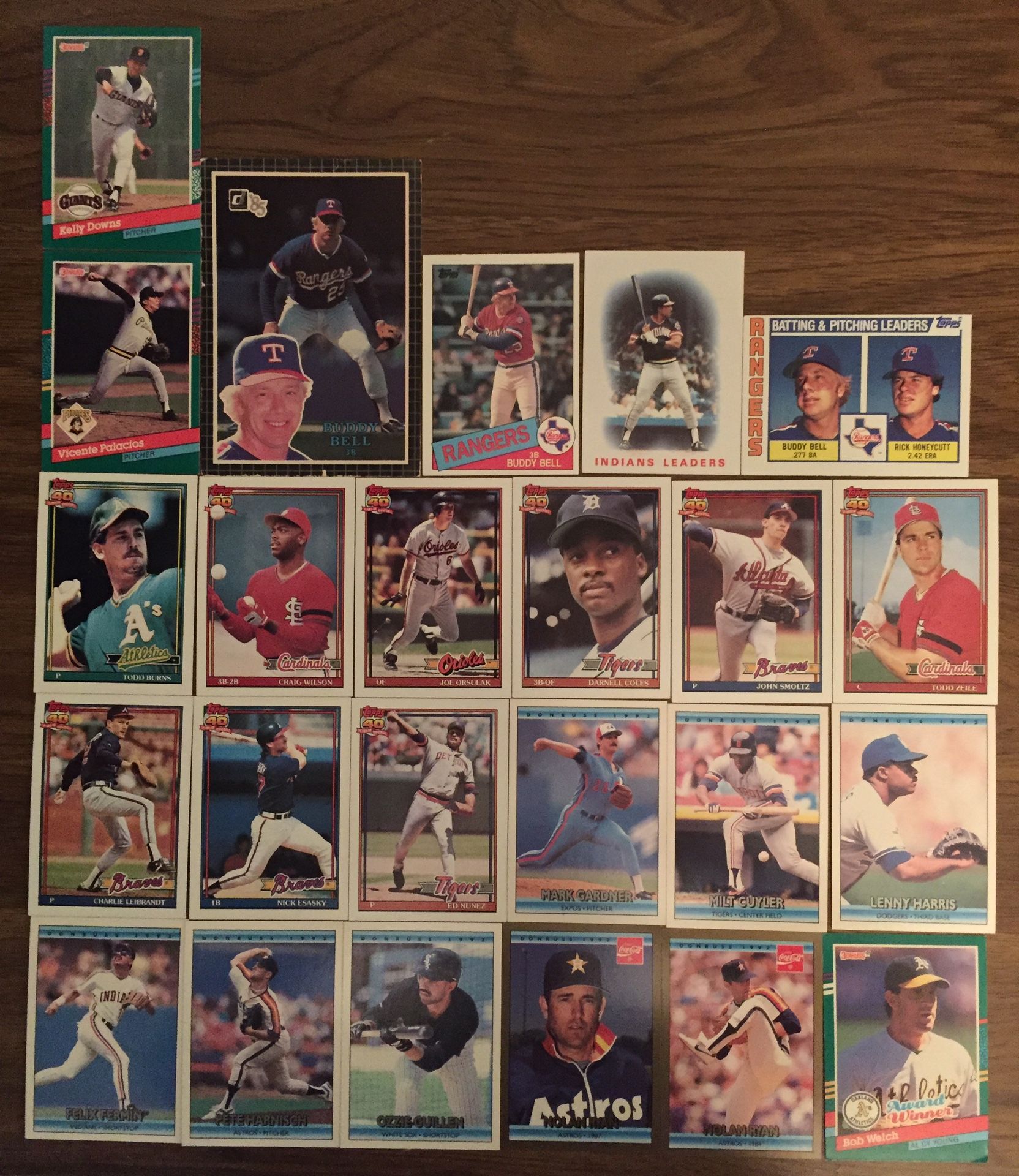 BASEBALL CARD COLLECTION LOT OF 24 CARDS VINTAGE NOLAN RYAN AND MORE!