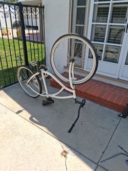 White beach cruiser