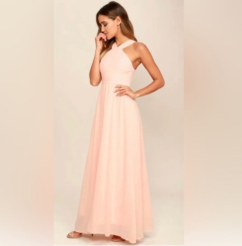 Lulu’s Air Of Romance Halter Maxi Dress