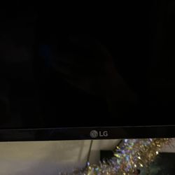 60” Lg Smart Tv